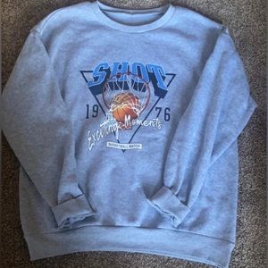 Basketball & Letter Graphic Thermal Pullover